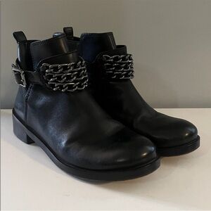 Tory Burch Bloomfield Chain and Buckle Leather Ankle Boots